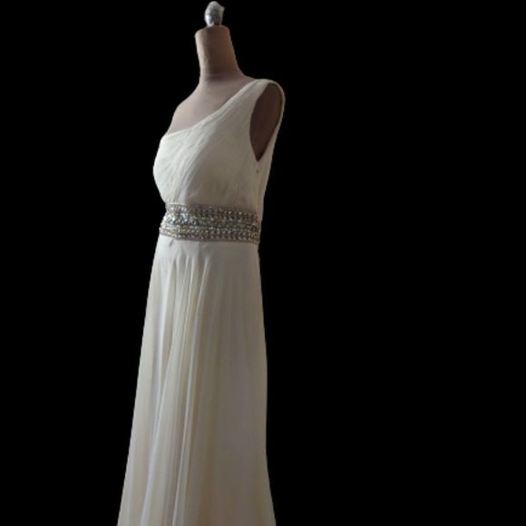 (12) NWT Dave and Johnny One Shoulder Cream Long Gown - Picture 2 of 2
